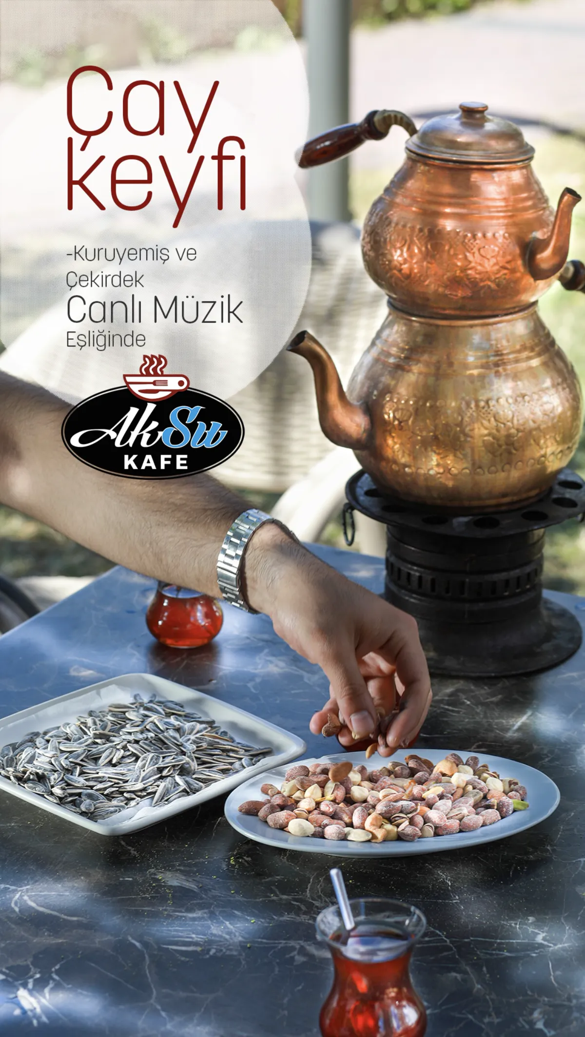Aksu Kafe bahçe atmosferi